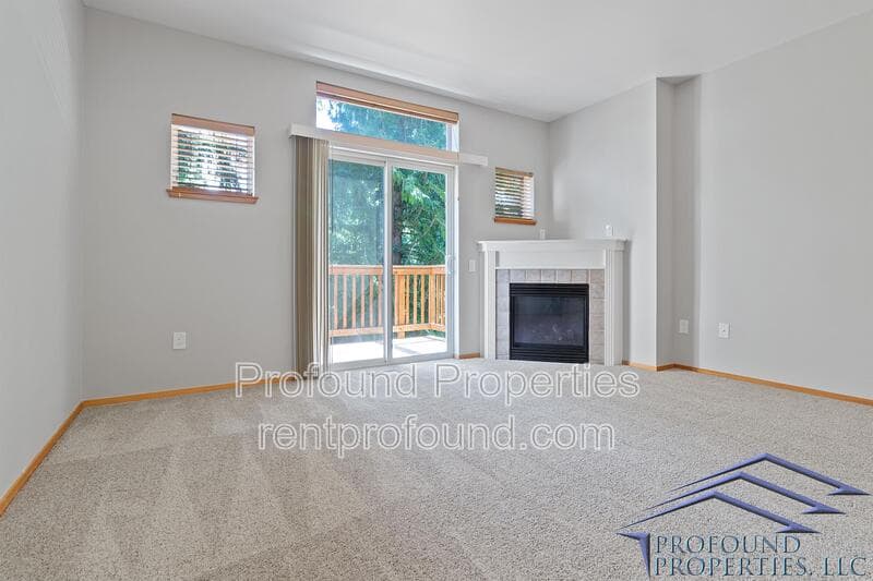 Beaverton Condo: 627 SW Dillan Drive