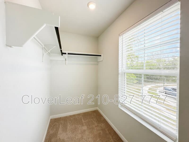 Seguin House: 1317 Orchard Oaks