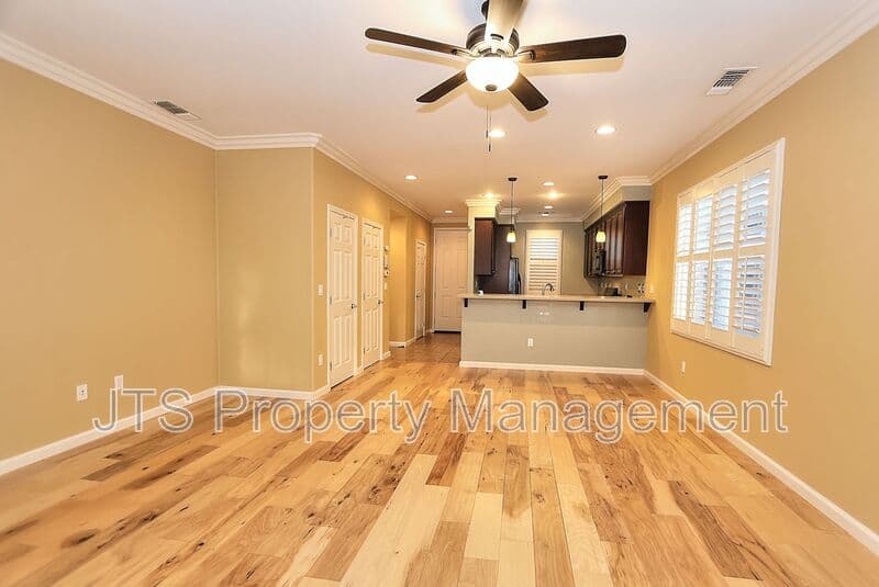 West Sacramento House: 4046 Martis Street