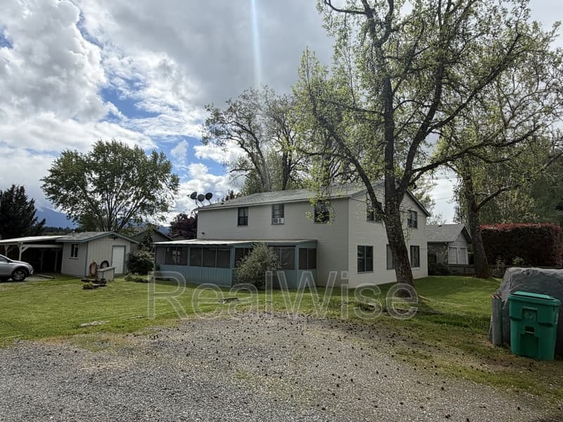 Grants Pass Condo: 1628 Leonard Rd