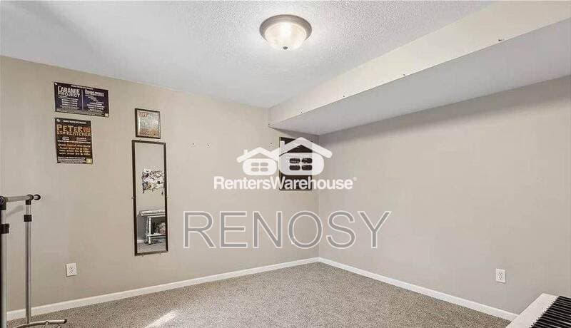 West Des Moines House: 7744 Cottonwood Ln