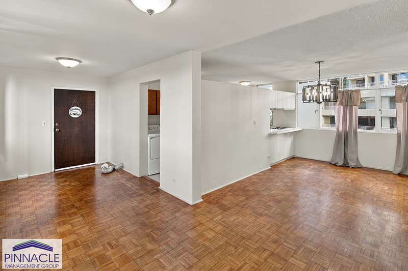 Honolulu Condo: 2033 Nuuanu Ave #5C
