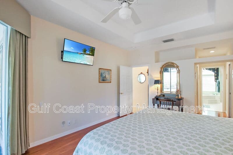 Nokomis House: 2107 Calusa Lakes Blvd
