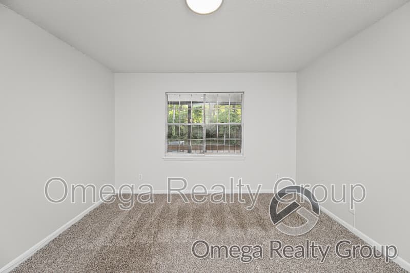 Hoover Condo: 3201 Spring Aire Ct