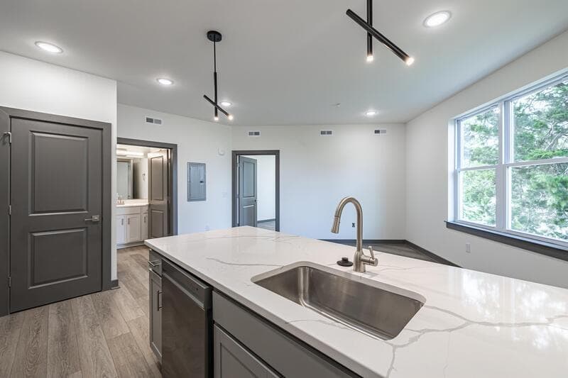 Richmond Condo: 1619 North 28th Street