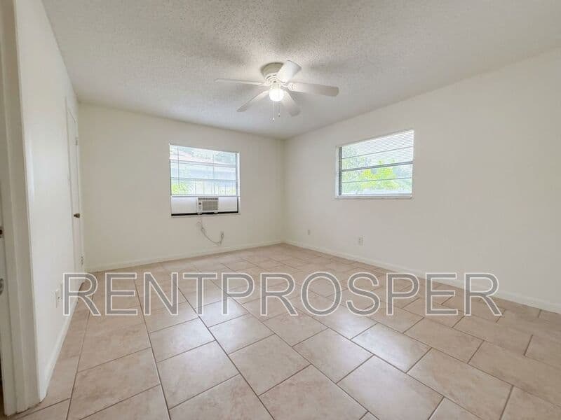 Orlando Condo: 5443 Pinetrail Way