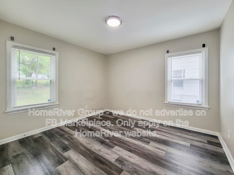 Saint Louis House: 8014 Patterson Dr