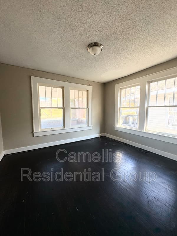 Birmingham House: 512 81st Street South