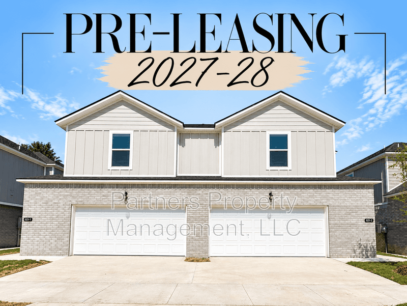 Fayetteville Condo: 821 South Benchmark Lane - 2