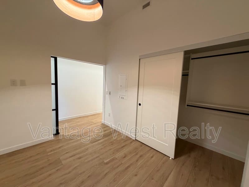 Kelowna Condo: 110-660 Cawston Ave