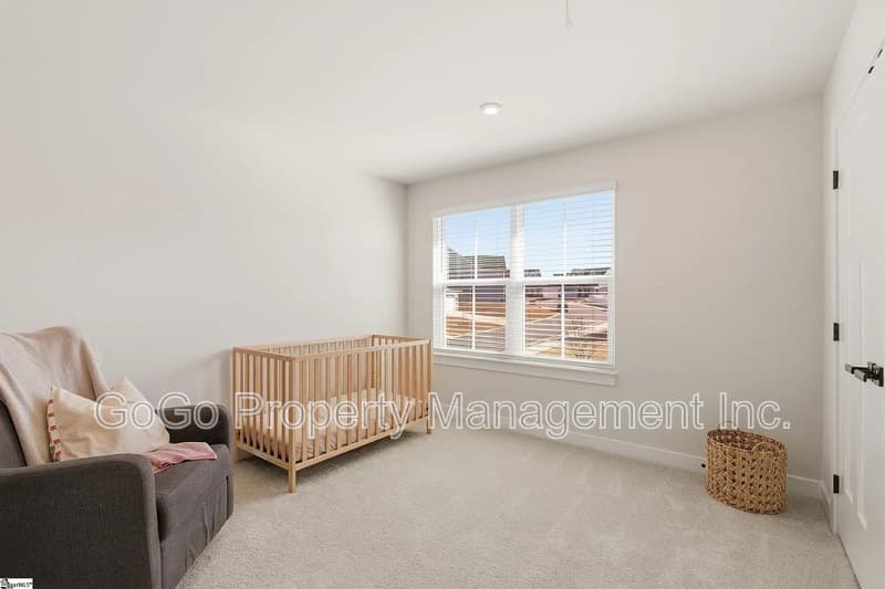 Greenville House: 101 Comanche Trail