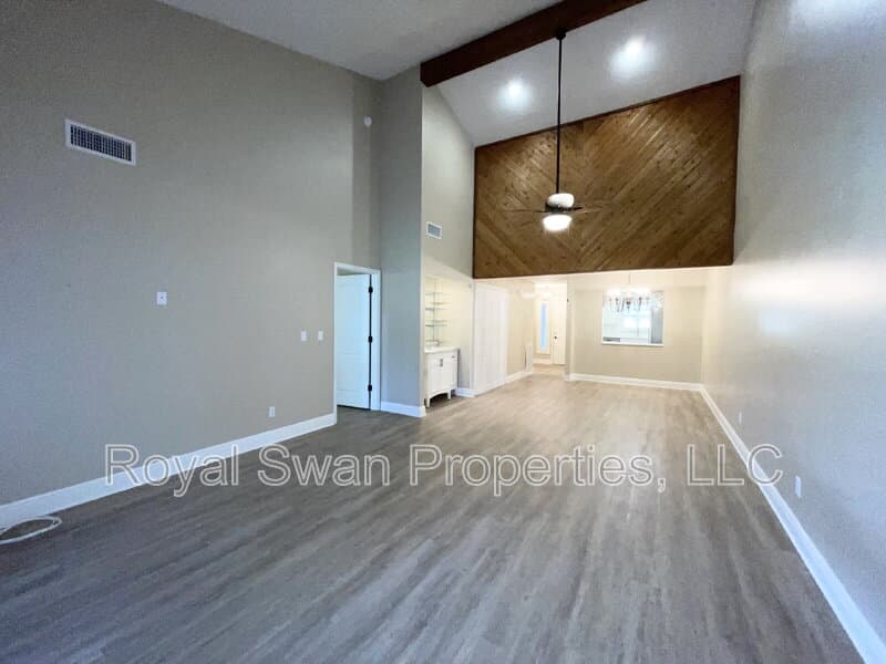 Lakeland Condo: 2025 Sylvester Road