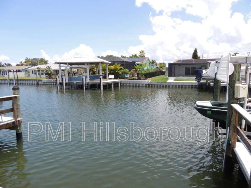 Apollo Beach Condo: 1021 Apollo Beach Boulevard