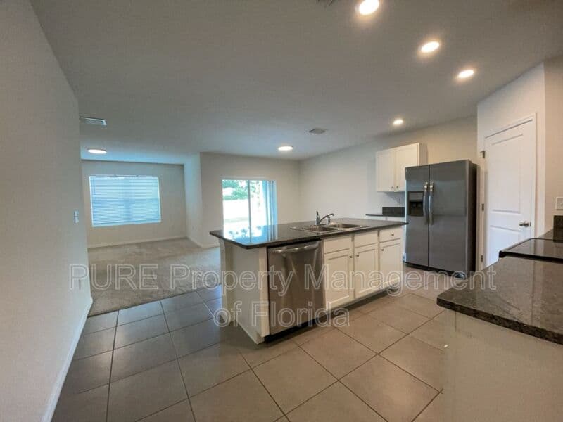 Ocala House: 4950 NE 15th Place