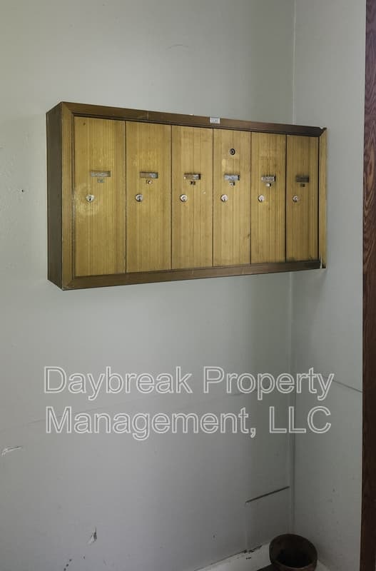 Fargo Condo: 717 30th St. North - 4