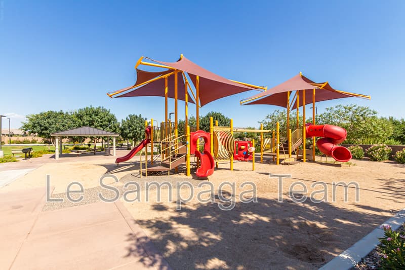 Queen Creek House: 20289 E RAVEN DR