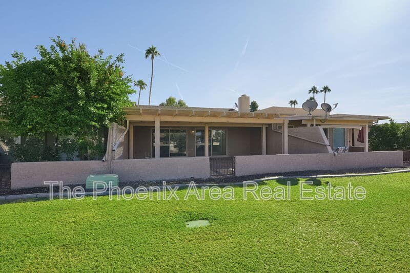 Sun Lakes Townhome: 25212 S Angora Ct