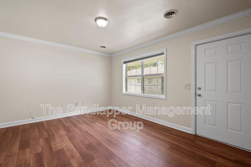 Charleston Condo: 634 Cashew Street