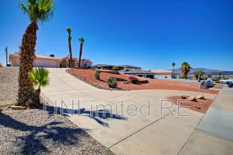 Lake Havasu City House: 304 Acoma Blvd S