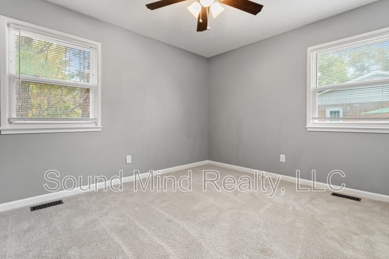 Raleigh House: 1232 Beverly Dr