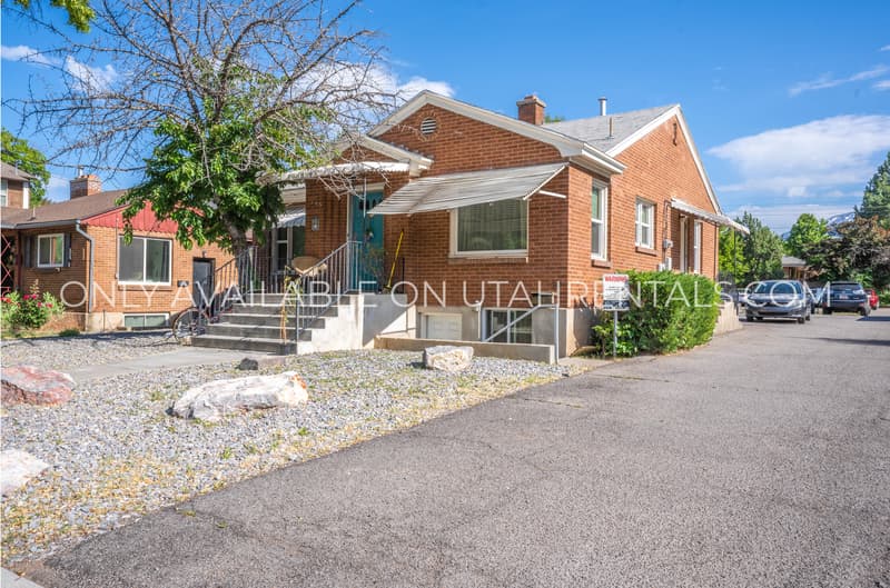 Provo House: 545 E 400 N