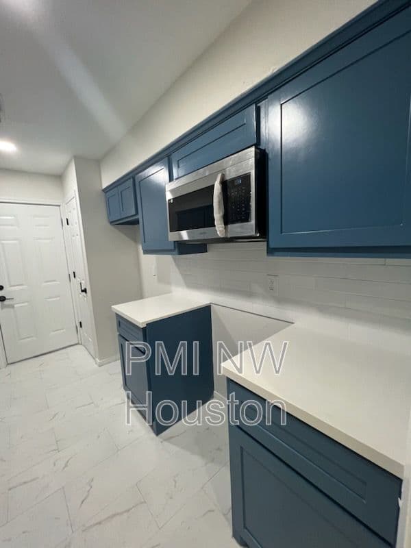 Houston Townhome: 2685 Gessner Rd