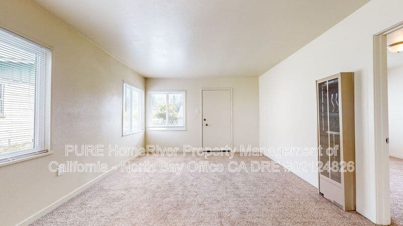Santa Rosa House: 4942 Sonoma Hwy