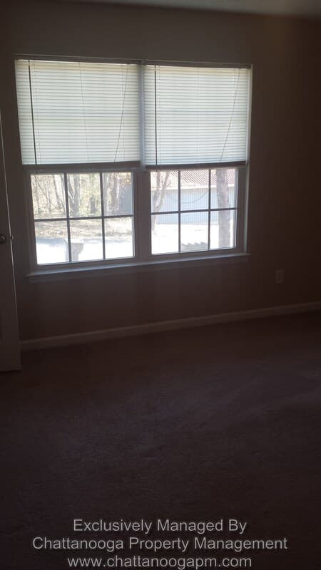 La Fayette Condo: 202B S Flora St