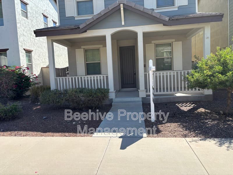 Buckeye House: 2947 N Evergreen St