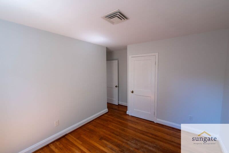 Towson Townhome: 211 Burke Ave
