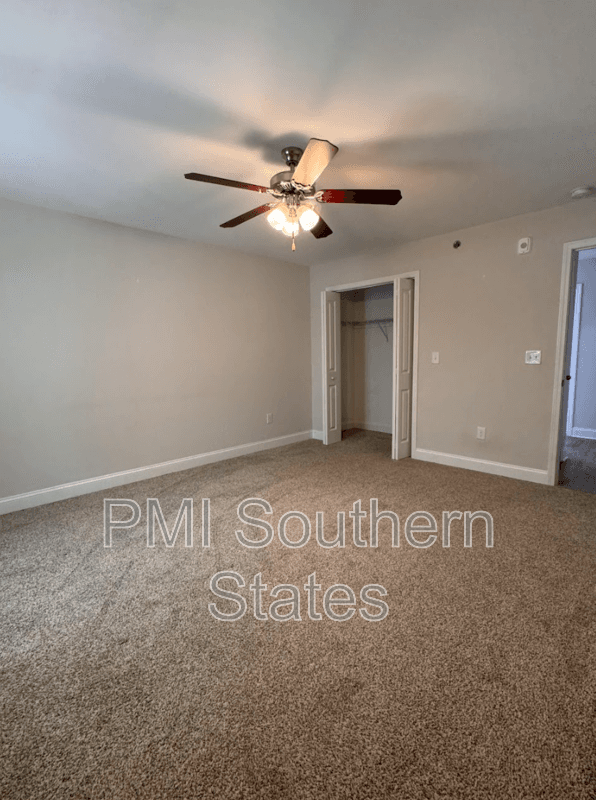 Easley Condo: 200 Walnut Hill Dr