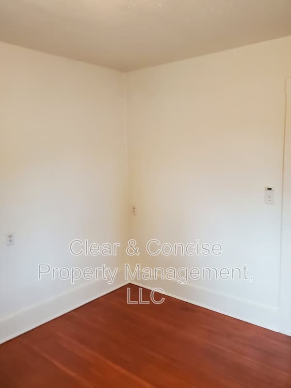 Eugene Condo: 30 Monroe Street