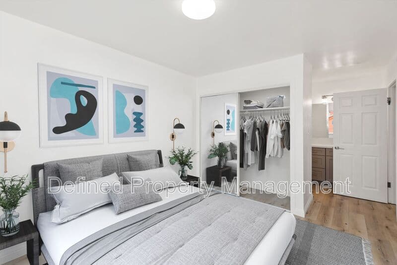 Los Angeles Condo: 1201 Magnolia Avenue