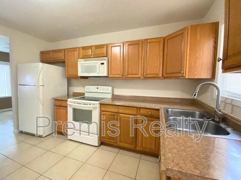 Clearwater House: 1416 Druid Road