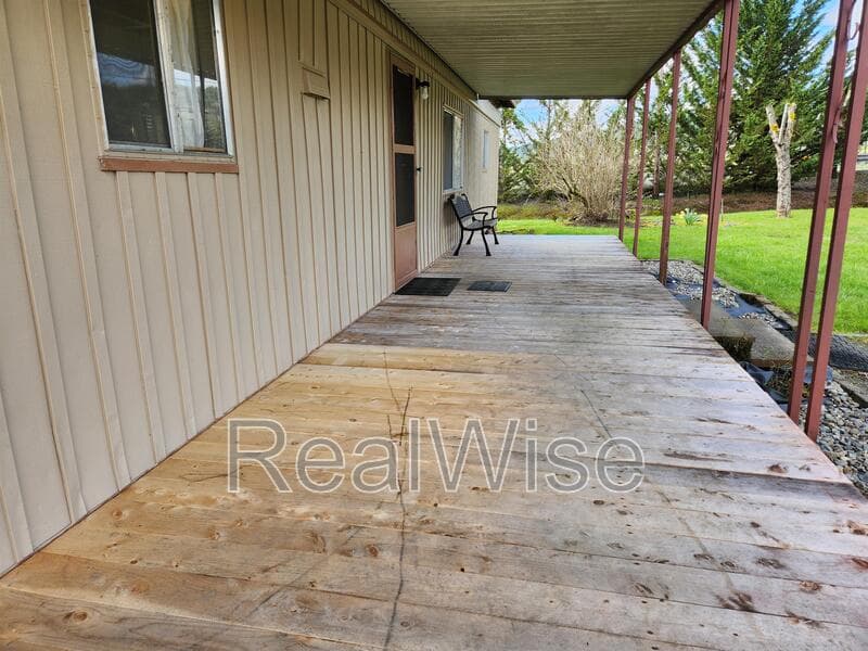 Sutherlin House: 2515 Nonpareil Rd