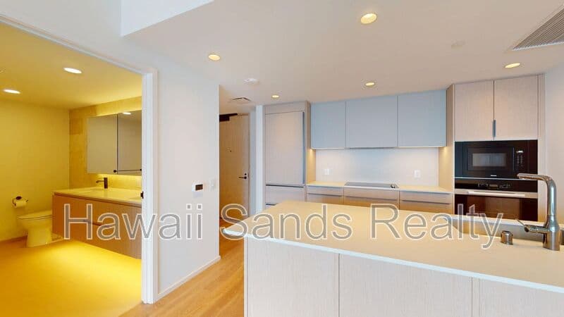 Honolulu House: 333 Ward Ave