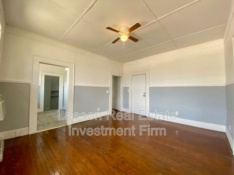 SHREVEPORT House: 314 1/2 KINGS HIGHWAY
