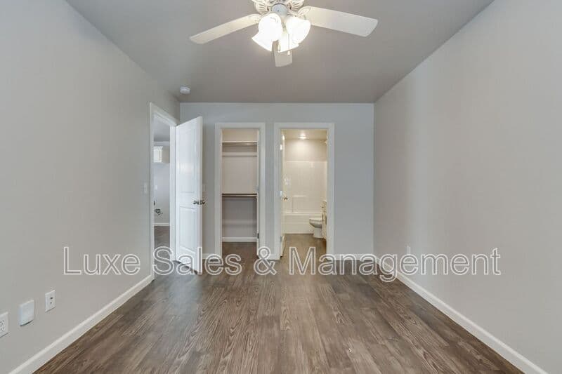 Oklahoma City House: 407 Vail Circle