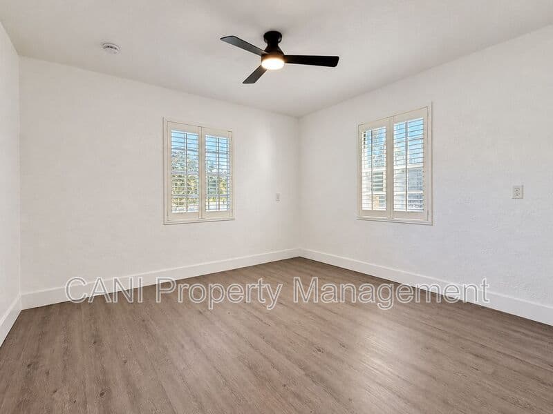 Altamonte Springs House: 450 Forest Lake Drive