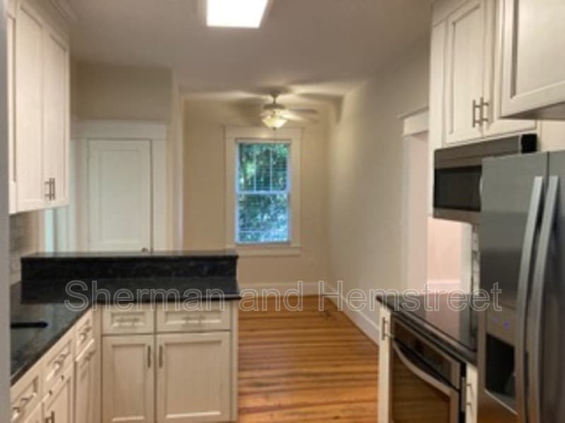 Augusta House: 2809 Lombardy Court
