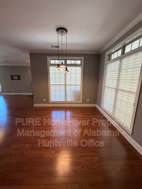 Madison House: 108 Whitworth Court
