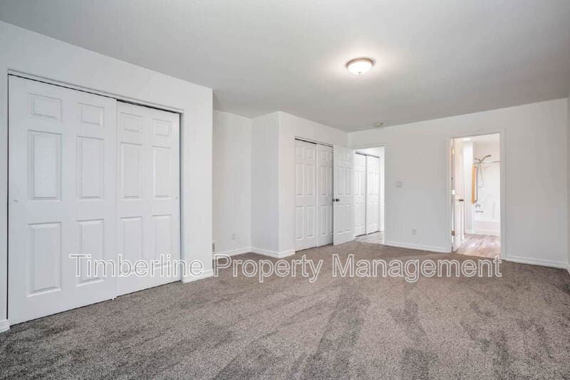 Monument House: 339 Fourth Street