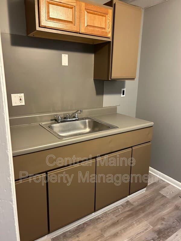 Lewiston Condo: 129 Oak Street