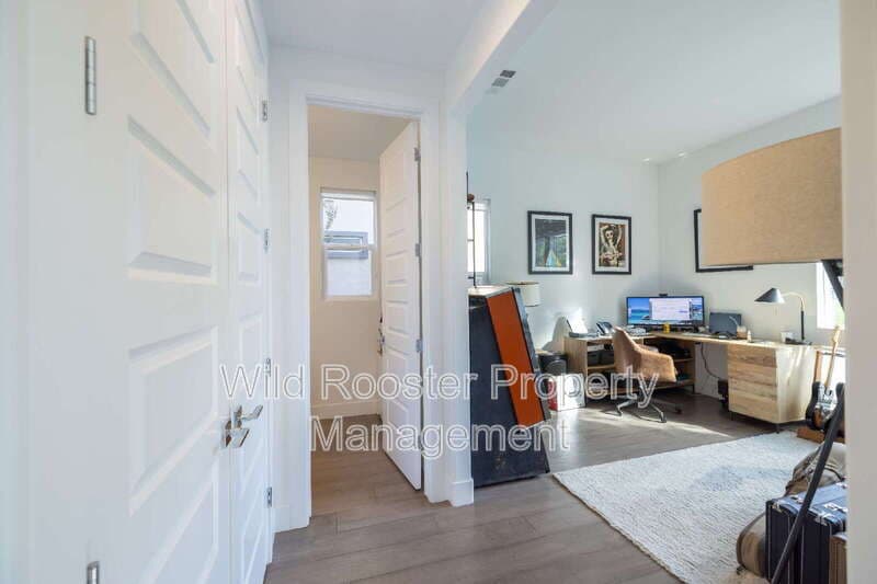 Sacramento House: 3500 Forney Way