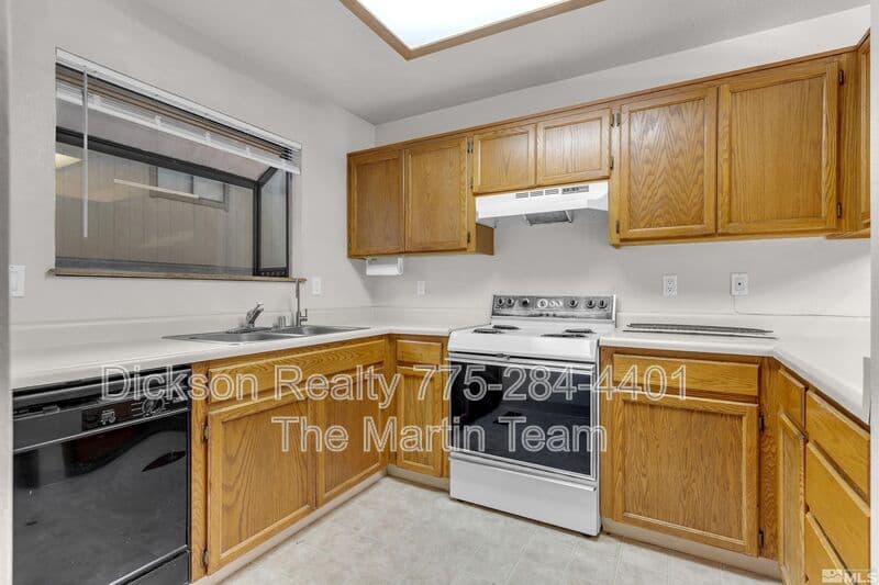 Reno House: 4985 W. 7th Street