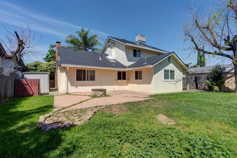 Merced House: 2768 Saratoga Avenue