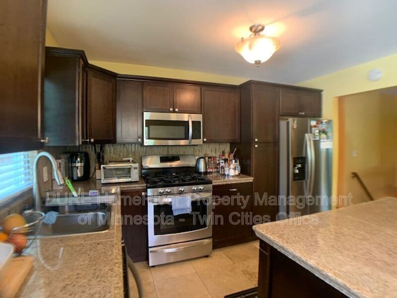 Crystal House: 4160 Kentucky Ave N
