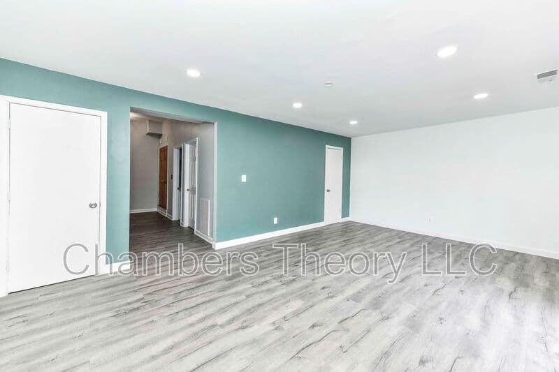 Springfield Condo: 5910 Prince James Dr