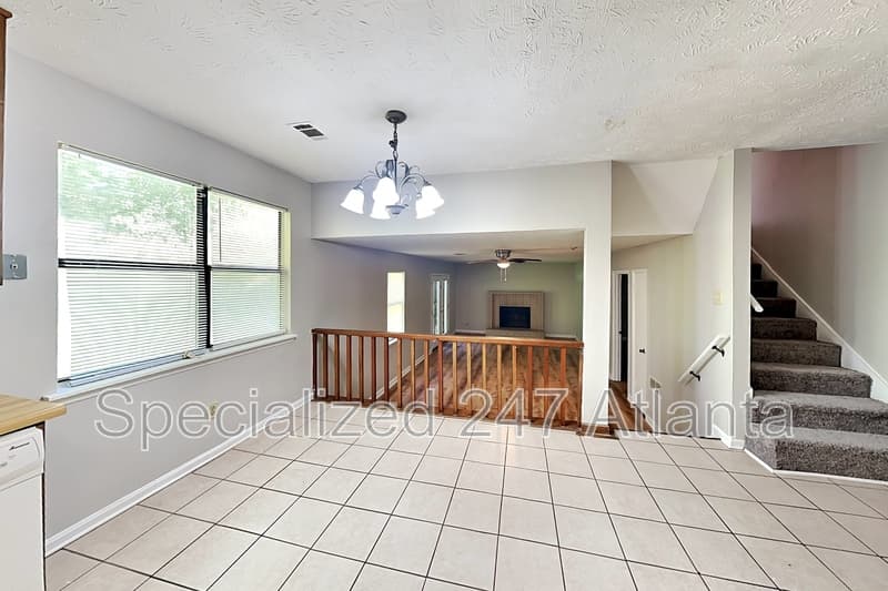 Riverdale House: 6690 Judy Ln