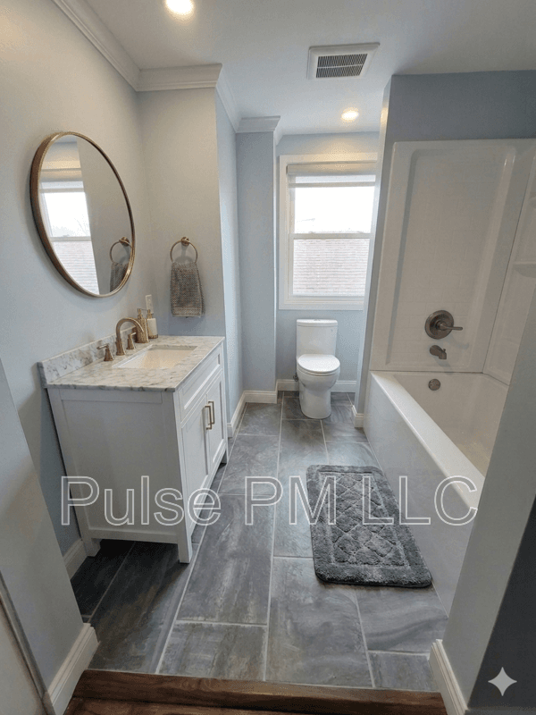Dayton Condo: 638-640 6th Avenue - 638-2